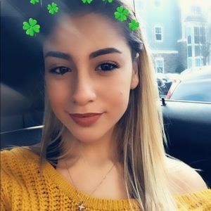 Meet your Posher, Kelly